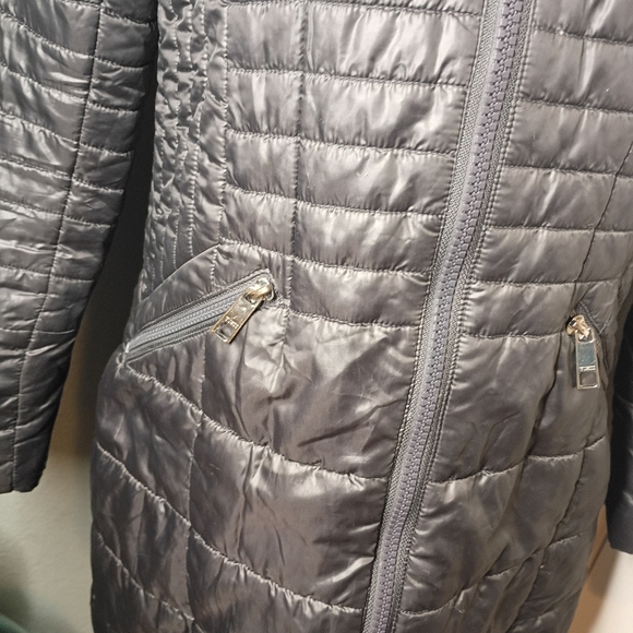 Guess Long Black Puffer Coat W/ Hood - New - Small - Picture 3 of 10